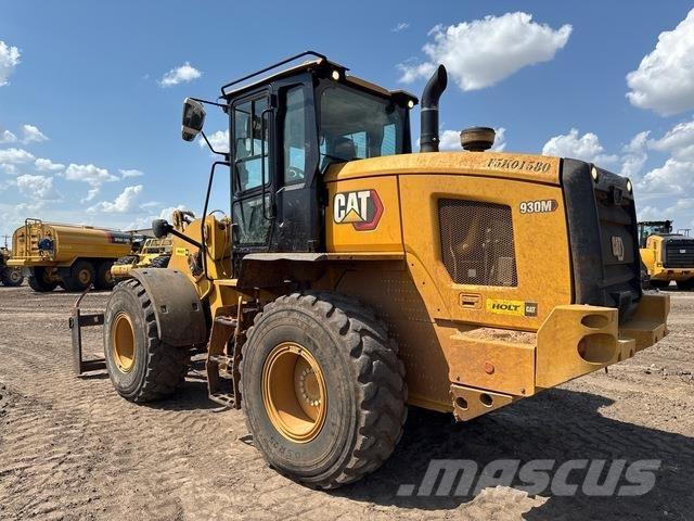 CAT 930M Chargeuse sur pneus