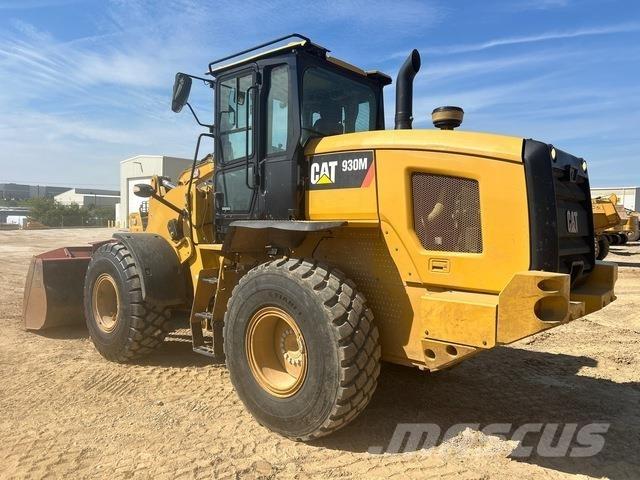 CAT 930M Chargeuse sur pneus