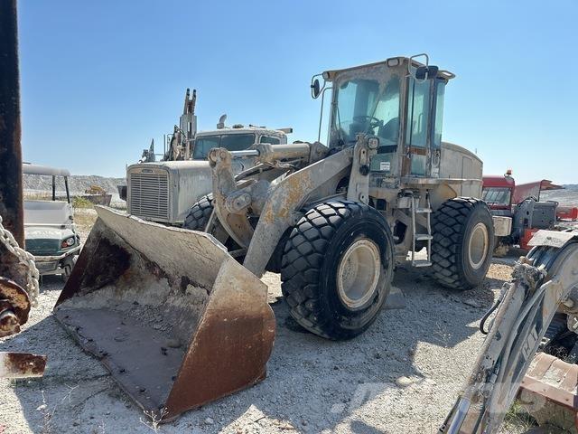 CAT 938G Chargeuse sur pneus