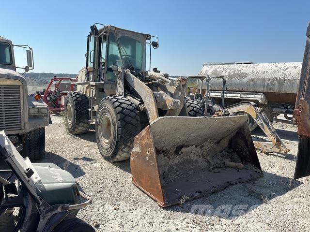 CAT 938G Chargeuse sur pneus