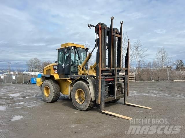 CAT 938K Chariot tout terrain