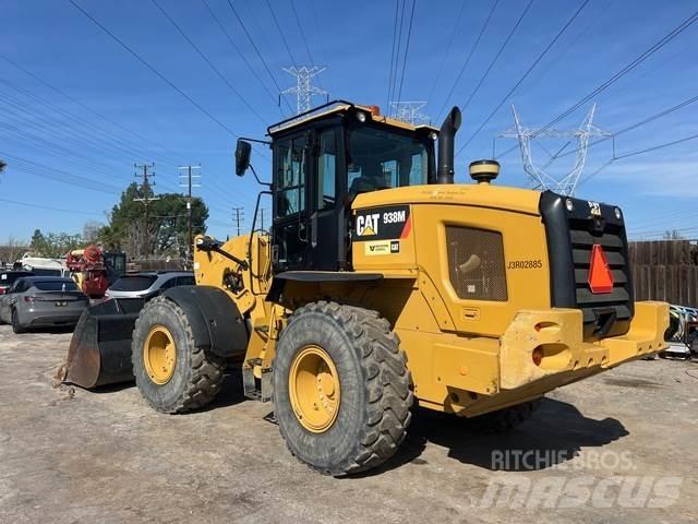 CAT 938M Chargeuse sur pneus