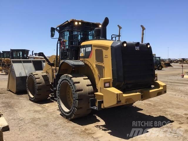 CAT 950M Chargeuse sur pneus