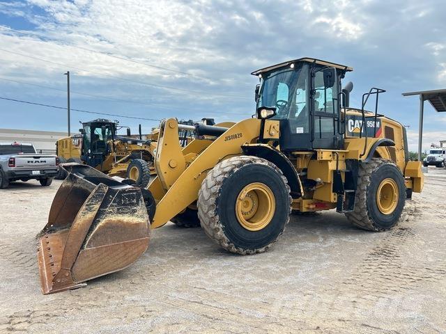 CAT 950M Chargeuse sur pneus