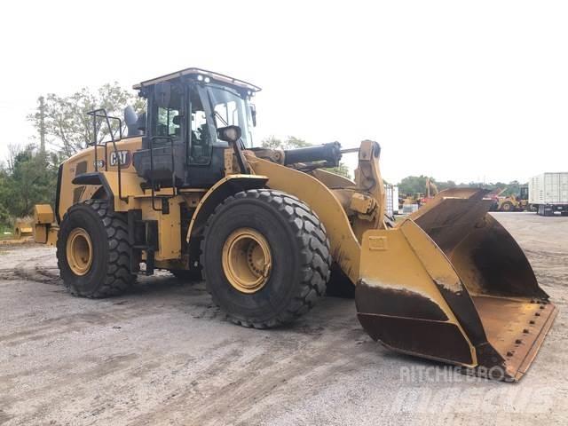 CAT 966 Chargeuse sur pneus