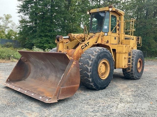 CAT 966D Chargeuse sur pneus