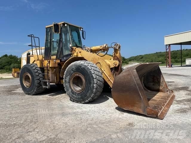 CAT 966G Chargeuse sur pneus