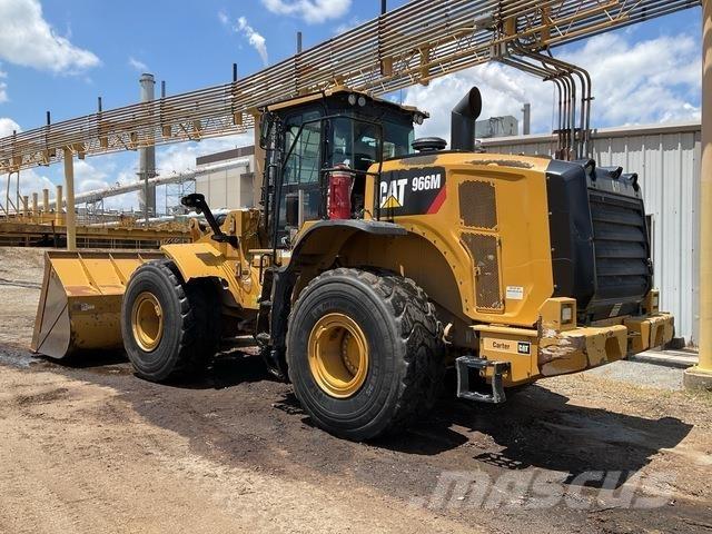 CAT 966M Chargeuse sur pneus