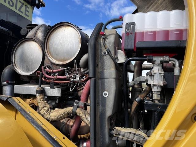 CAT 966M Chargeuse sur pneus