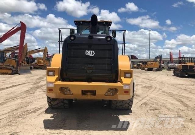 CAT 972 Chargeuse sur pneus
