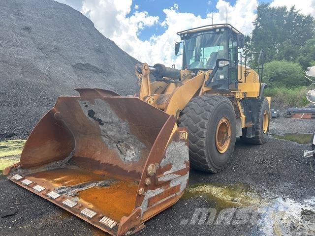 CAT 972M Chargeuse sur pneus