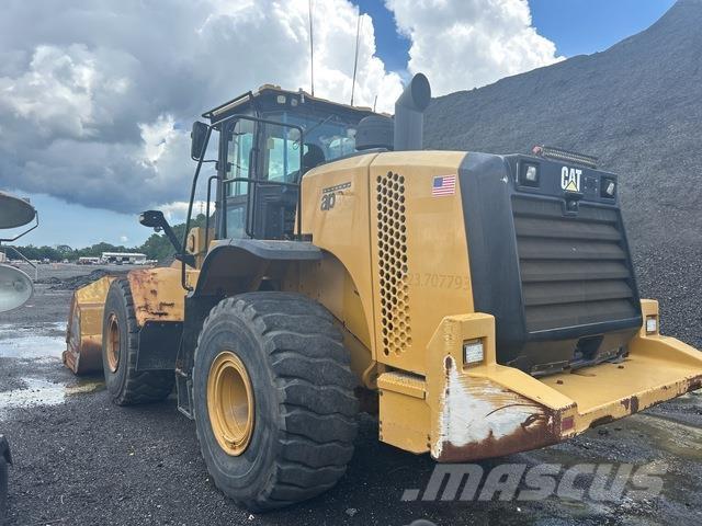 CAT 972M Chargeuse sur pneus
