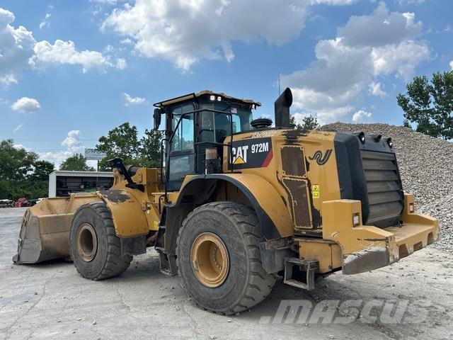 CAT 972M Chargeuse sur pneus