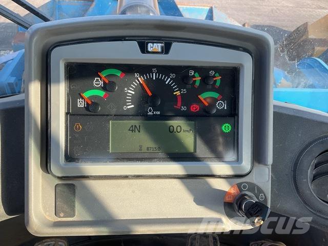 CAT 972M Chargeuse sur pneus