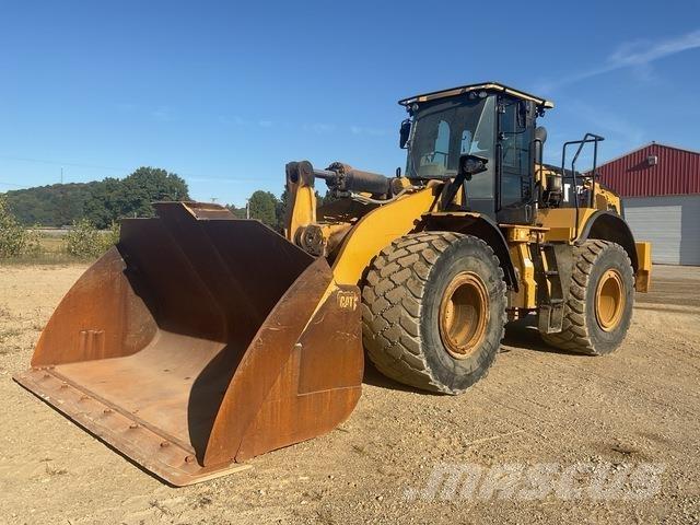 CAT 972M Chargeuse sur pneus