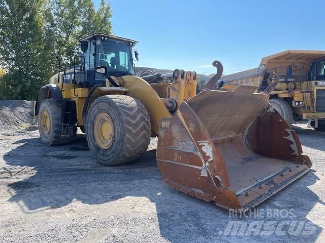 CAT 982M Chargeuse sur pneus