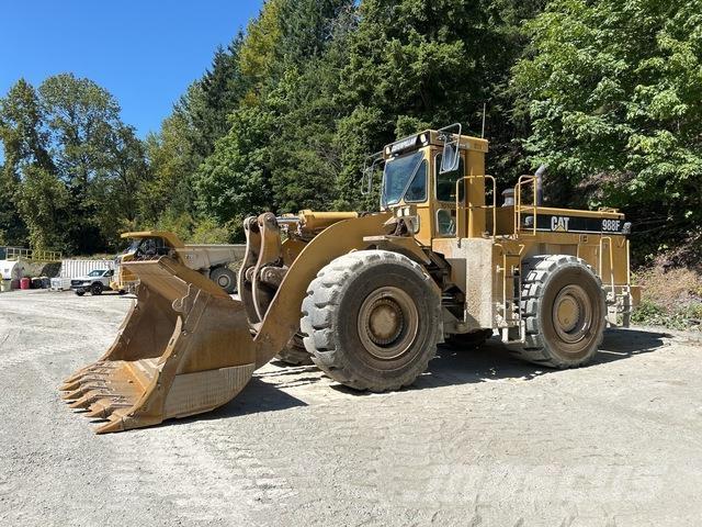 CAT 988F Chargeuse sur pneus