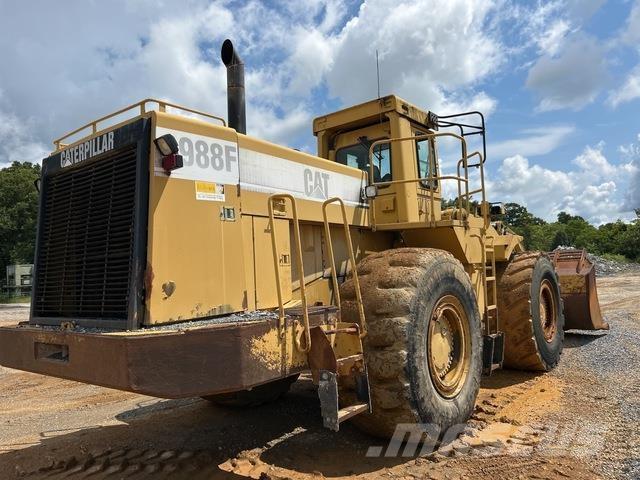 CAT 988F Chargeuse sur pneus