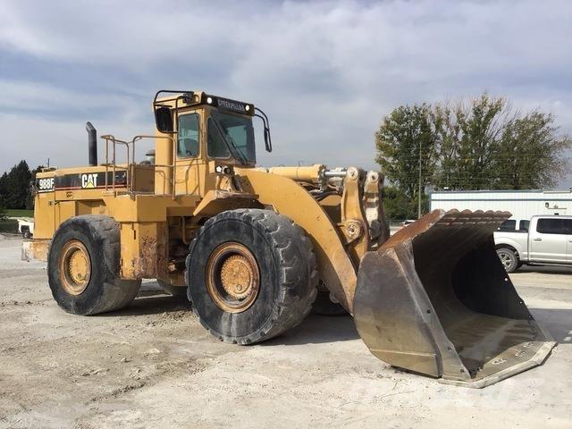 CAT 988F Chargeuse sur pneus