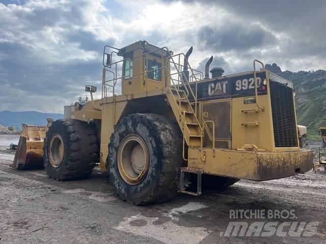 CAT 992D Chargeuse sur pneus