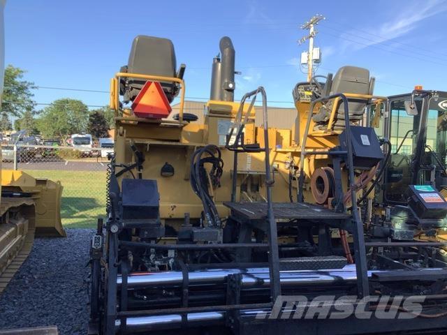 CAT AP-1000D Finisseur