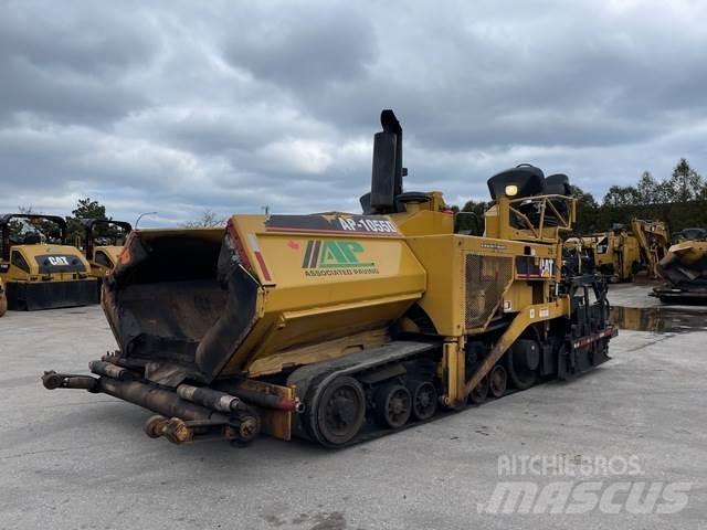 CAT AP-1055D Finisseur