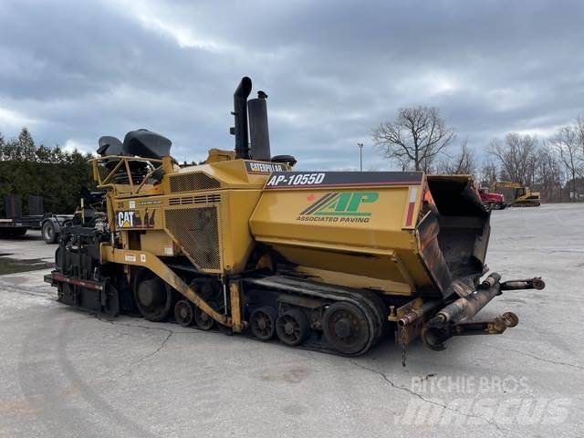 CAT AP-1055D Finisseur