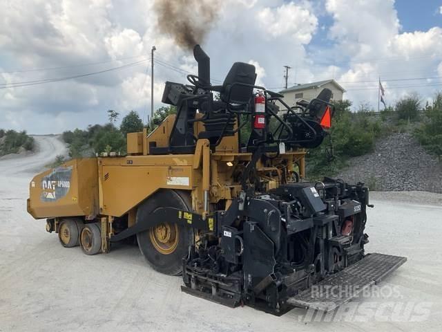 CAT AP-600D Finisseur