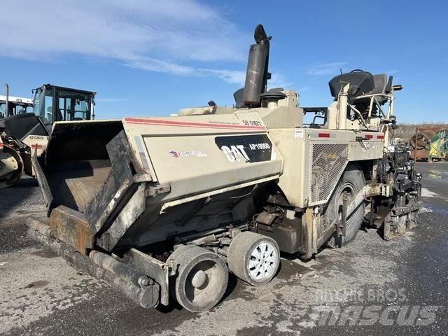 CAT AP1000D Finisseur