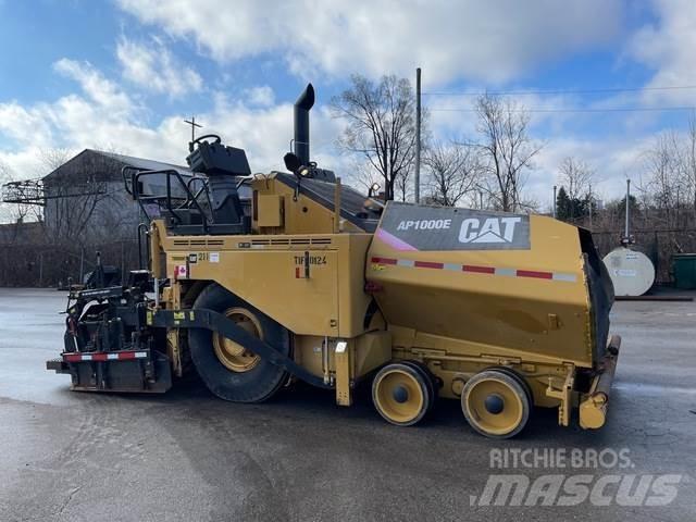 CAT AP1000E Finisseur