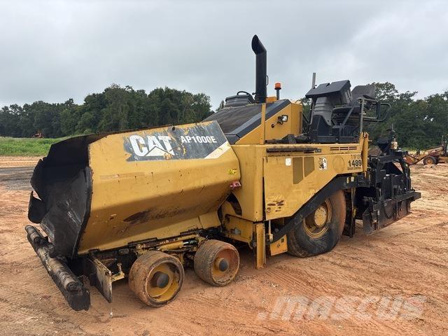 CAT AP1000E Finisseur