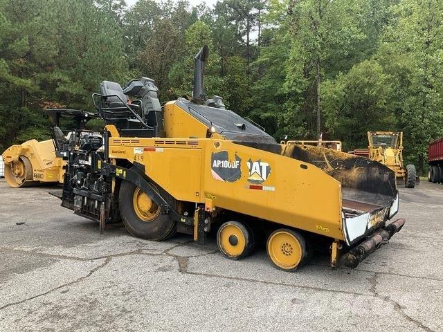 CAT AP1000F Finisseur