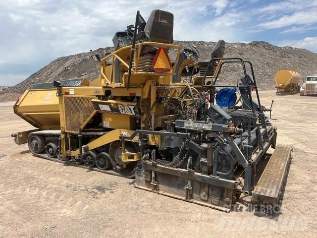 CAT AP1055D Finisseur