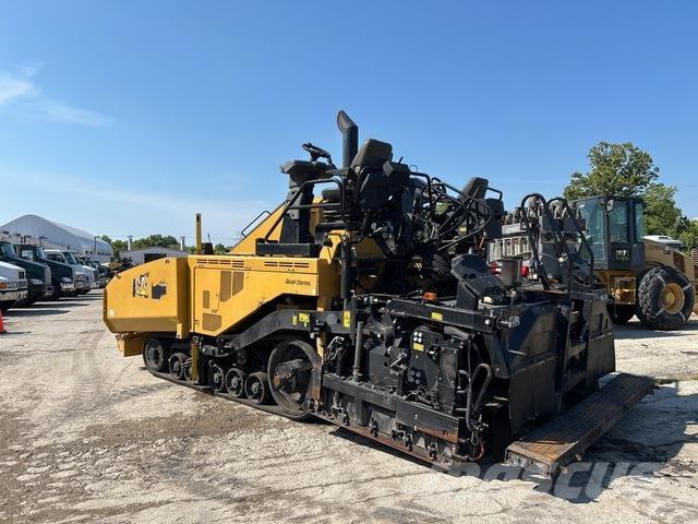 CAT AP1055F Finisseur