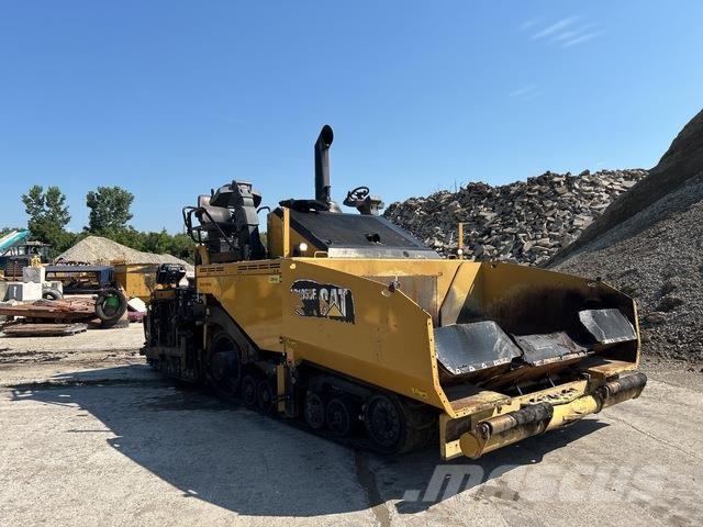 CAT AP1055F Finisseur