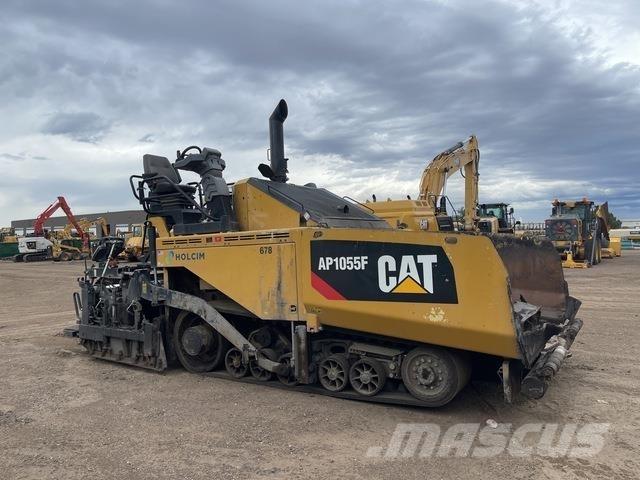 CAT AP1055F Finisseur