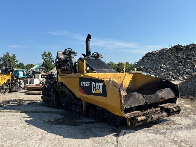CAT AP655F Finisseur