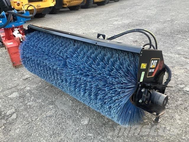 CAT BA118C Balayeuse / Autolaveuse