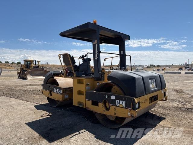 CAT CB-634D Rouleaux tandem