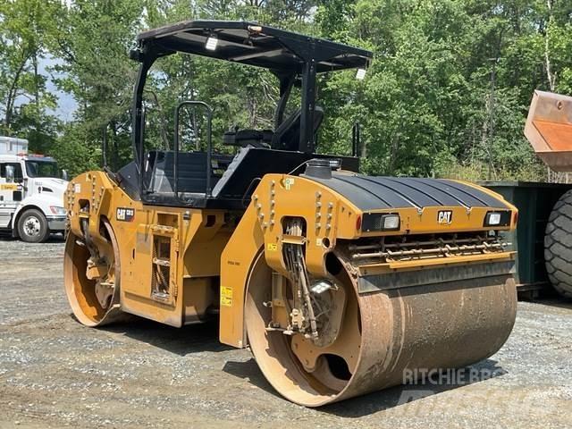 CAT CB13 Rouleaux tandem