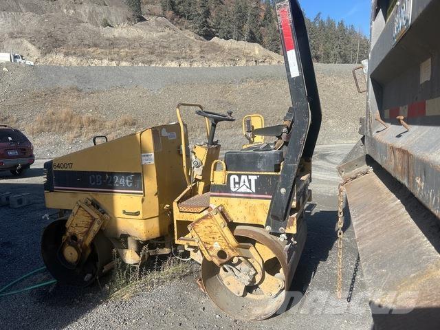 CAT CB224C Rouleaux tandem