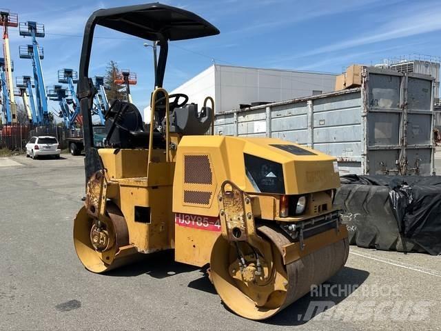 CAT CB24 Rouleaux tandem