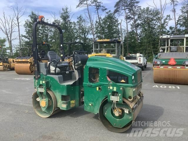 CAT CB34B Rouleaux tandem
