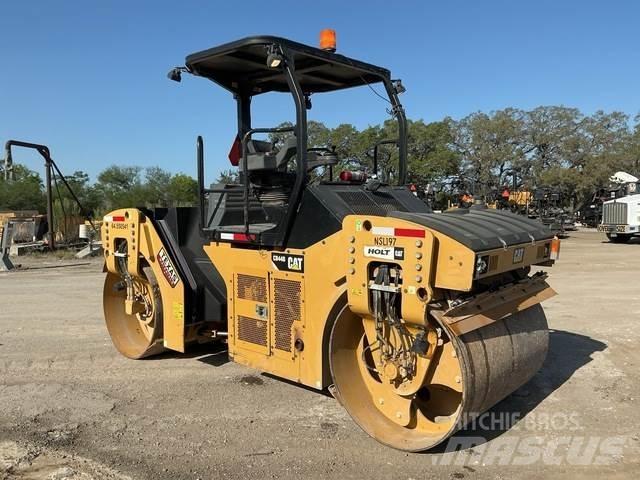 CAT CB44B Rouleaux tandem