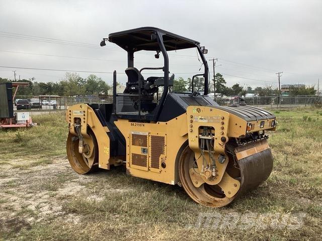 CAT CB44B Rouleaux tandem