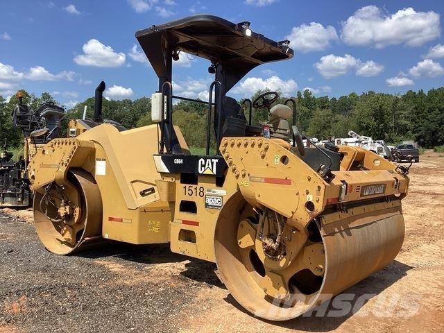CAT CB64 Rouleaux tandem