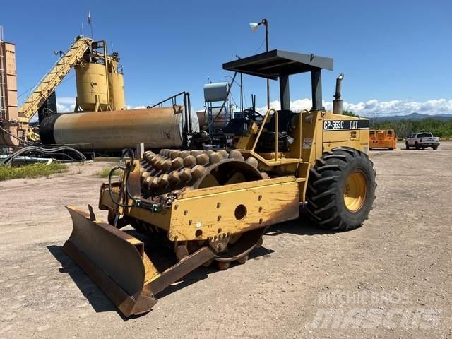 CAT CP-563C Rouleaux monocylindre
