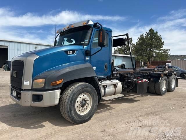 CAT CT660 Camion multibenne