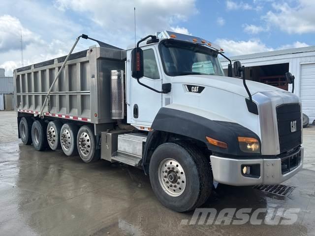 CAT CT660S Camion benne