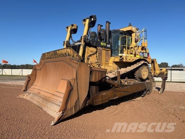 CAT D10T Bouteurs sur chenilles